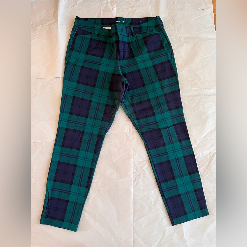 Old Navy Pixie Pants!